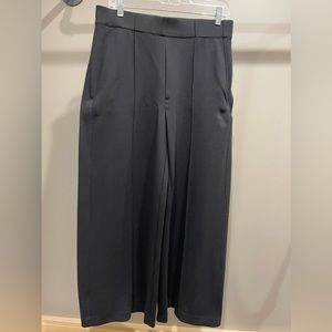 Jones & Co Jones NY Wide Leg Pull-On Ponte Pant. L. Black